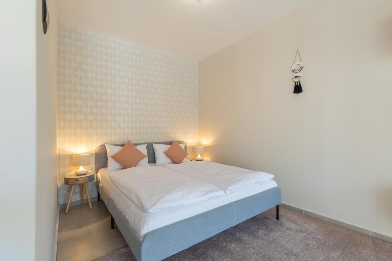 Marinelake Apartman Balatonfoeldvar By Bltn エクステリア 写真