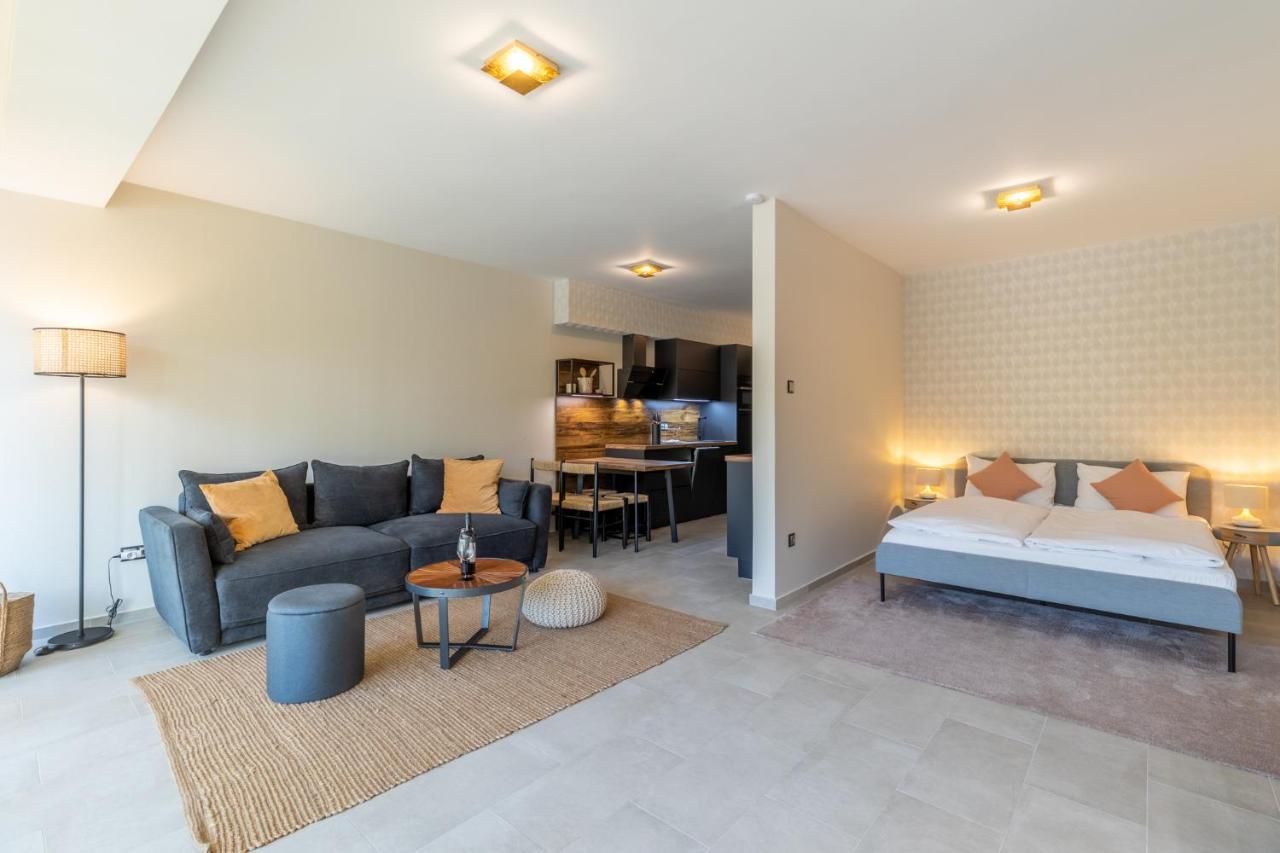 Marinelake Apartman Balatonfoeldvar By Bltn エクステリア 写真